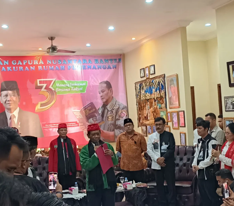 Mahfud Minta Dukungan Jawara Banten: Begitu Saya Agak Melenceng Silakan Diingatkan dan Disanksi