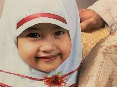 Potret Kenangan Masa Kecil Adiba Khanza Bersama Ustaz Jefri Al Buchori