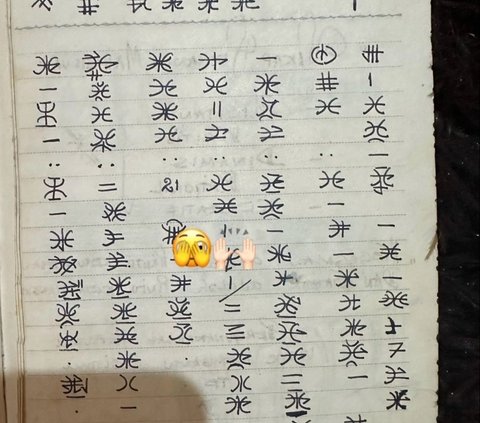 Viral Woman Finds Her Father's Diary Written in 1977, Handwriting is Impressive