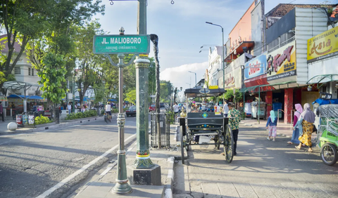 1. Jalan Malioboro<br>