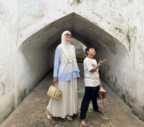 10 Momen Keseruan Shireen Sungkar Liburan di Yogyakarta Bareng 'Anak Bujang'