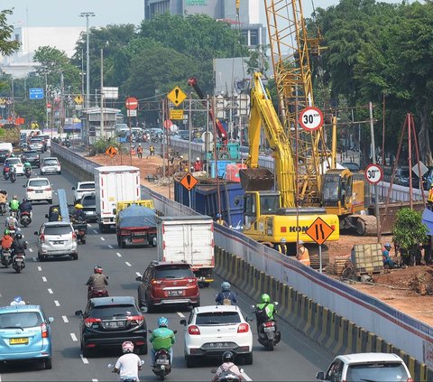 FOTO: LRT Jakarta Velodrome-Manggarai Mulai Pengeboran Fondasi