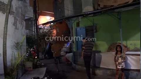 Mengenang Rumah Masa Kecil Almarhum Ustaz Jeffry Al Buchori yang Ada di Dalam Gang Sempit