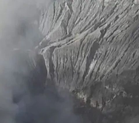 Aktivitas Vulkanis Kawah Gunung Bromo Meningkat, Masyarakat Diimbau Waspada Letusan Freatik