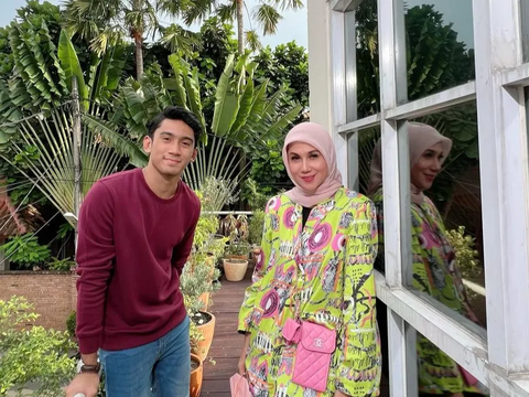 Bersahabat, Potret Marini Zumarnis Bareng Istri Jenderal Bintang 3 Polri, Cantik dan Elegan