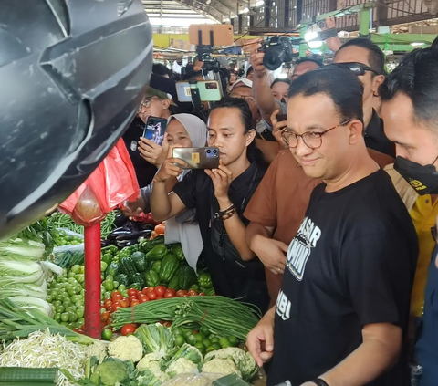 Di Depan Pedagang Pasar, Anies Tawarkan Contract Farming Ganti Ketergantungan Impor