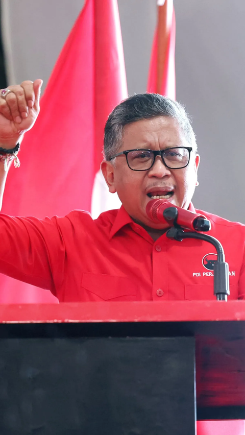 Hasto PDIP Sindir Gibran Berdiri Jadi 'Kompor' saat Debat Panas Prabowo Vs Anies
