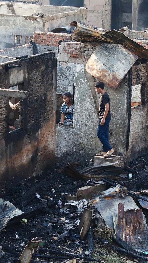 FOTO: Kondisi Permukiman Padat di Manggarai Ludes Dilalap Kebakaran, Ratusan Warga Terpaksa Mengungsi