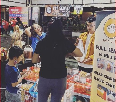 Berkunjung ke Ngarsopuro Night Market, Destinasi Wisata Malam di Kota Solo Surganya Anak Muda