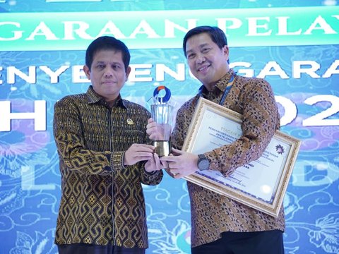 Pemprov Sulut Terima Penghargaan Kepatuhan Penyelenggaraan Pelayanan Publik dari Ombudsman