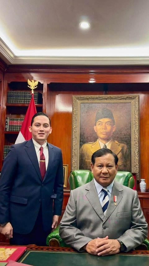 This is the figure of Rizky Irmansyah, Prabowo Subianto's aide who steals attention.