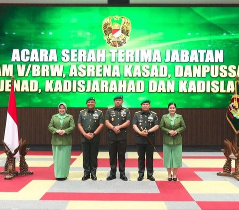 Rafael menjadi salah satu nama yang dilantik oleh Kasad Jenderal TNI Maruli Simanjuntak dalam upacara Sertijab di Markas Besar Angkatan Darat, Jakarta, pada Selasa (12/12).<br>