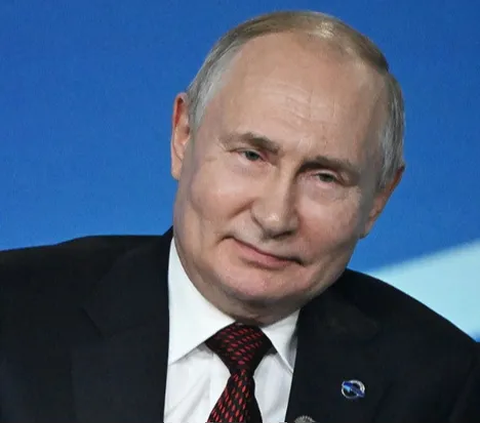 Putin Kaget Bisa Ngobrol dengan Dirinya Sendiri Saat Konferensi Pers