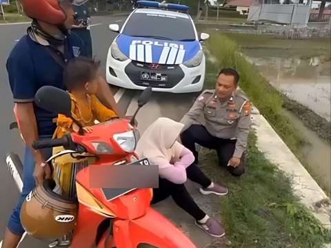 Ingat Emak-Emak Nangis Kejer Gegara Minta Surat Motor Baru Atas Namanya Ditolak Suami? Kini Bisa Tersenyum Lebar, Sampai Mandi Kembang