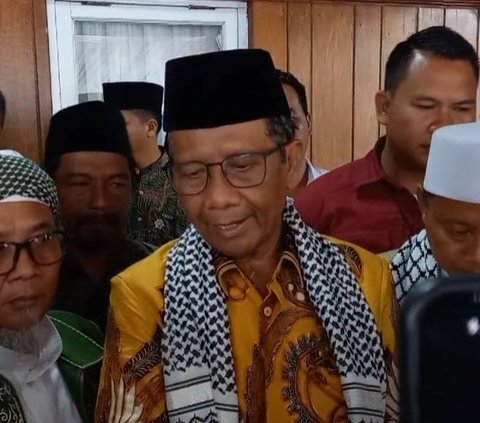 Kampanye di Tasikmalaya, Mahfud Janjikan Honor Tetap untuk Guru Madrasah hingga Marbot