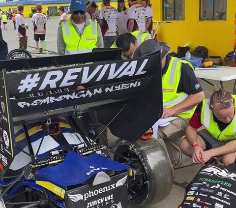 Tegang, Mobil Phoenix AF-04 dari Arjuna EV UGM Akhirnya Lulus Inspeksi Formula SAE 2023