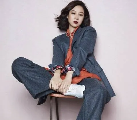 Gong Hyo Jin, Antara Jadi Fashionista dan Peduli Lingkungan