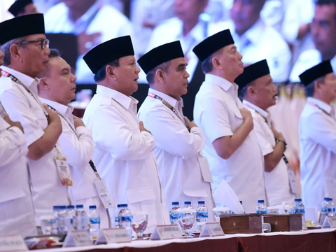 Prabowo Bakar Semangat Kader Gerindra: Jangan Cepat Gembira, Jangan Lelah