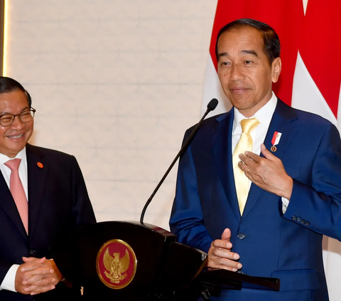 Ada Cerita di Balik Dasi Kuning Jokowi saat Berkunjung ke Jepang