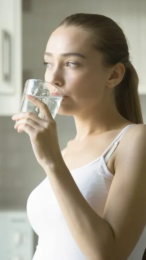 Cara Melakukan Diet Air Putih yang Benar