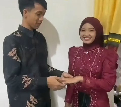 Viral Acara Lamaran Sederhana, Tanpa MUA dan Dekorasi Mewah tapi Bikin Baper