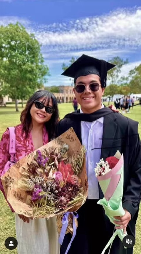 Ganteng dan Pintar, ini Potret Salvaditya Tama Putra Wishnutama saat Momen Wisuda di University of Queensland Australia