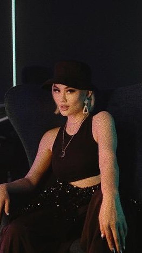 Agnez Mo Changes Hairstyle, Fresh and Beautiful
