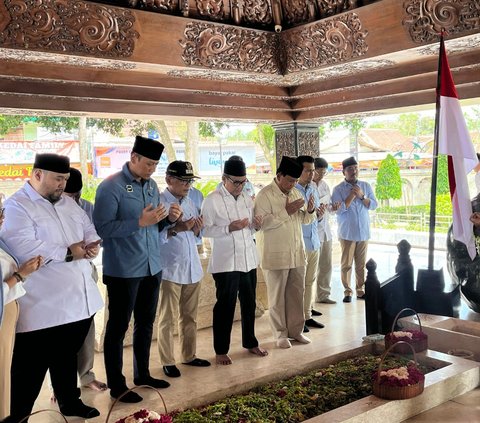 Ziarah Bareng Keponakan Megawati, Ini Respons Prabowo saat Disinggung Mirip Soekarno