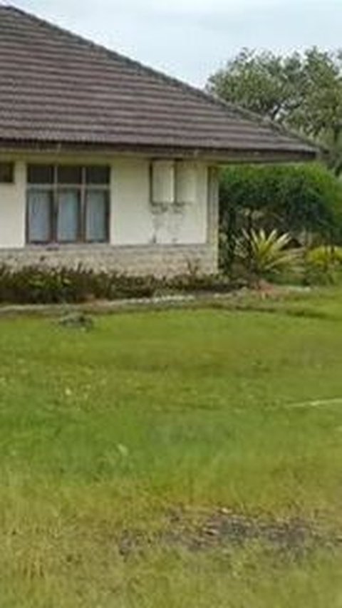 Portrait of President Soeharto's Villa at the Foot of Mount Salak, Abandoned for Decades
