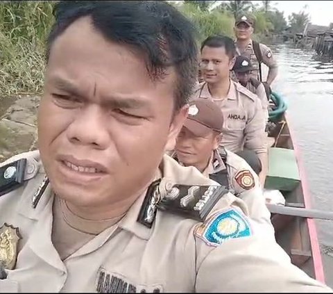 Menyusuri Sungai Sarang Buaya, Polisi Cek TPS Rawan Pemilih Ganda