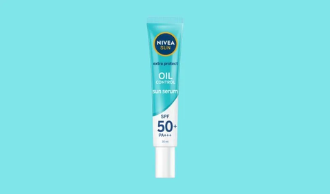 4. Nivea Sun Face Protection Serum SPF 50+ PA +++ Oil Control - Rp50.000 (30 ml)