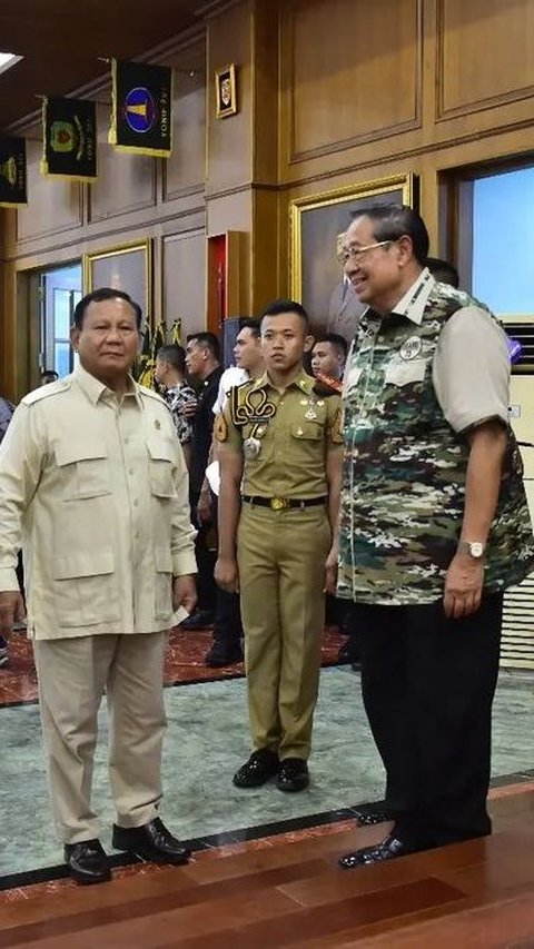 Presiden ke-6 Republik Indonesia ini hadir dalam reuni akbar. Ia juga sekaligus memimpin para peserta alumni yang hadir. <br>