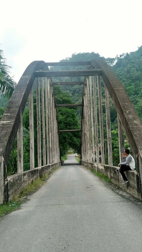 <b>Menelusuri Sejarah Jembatan Tertua di Pulau Sumatra, Diresmikan Oleh Wapres RI Pertama</b>
