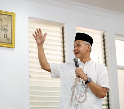 Ganjar Siap Jalankan UU Pesantren Jika Menang Pilpres 2024