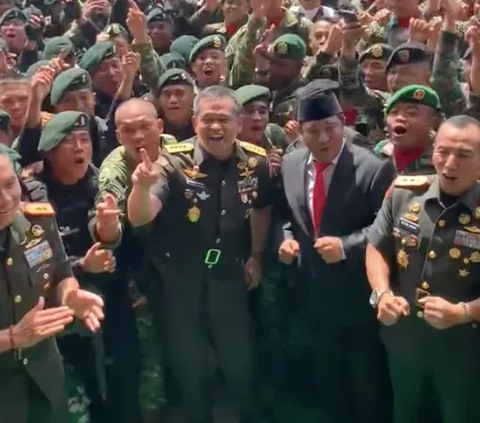 Jenderal Maruli Simanjuntak Santuy Joged Dangdut Bareng Pasukan TNI, Eks Anak Buah di Paspampres Sampai Angkat Bicara