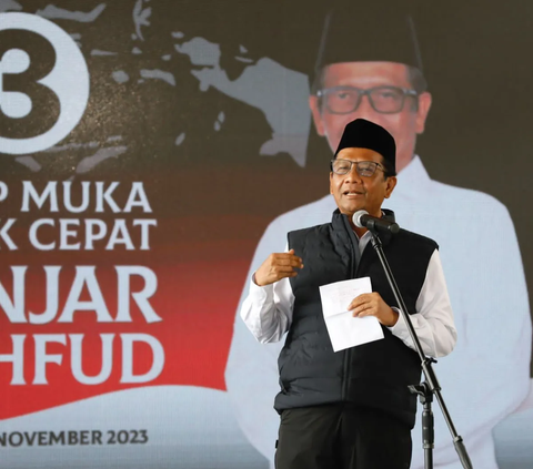 Kampanye di Padang, Mahfud MD Janji Segera Rumuskan UU Masyarakat Hukum Adat