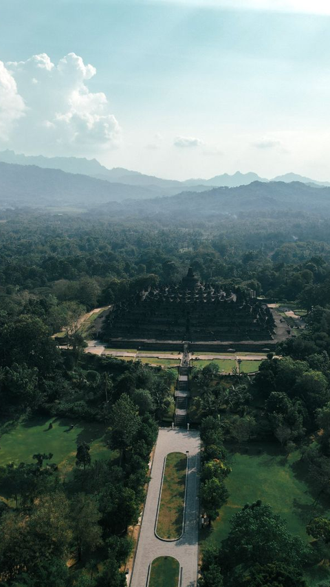 Berikut daftar sleeper bus rute Jakarta-Yogyakarta yang bisa menjadi referensi untuk alokasi bujet liburan Anda: