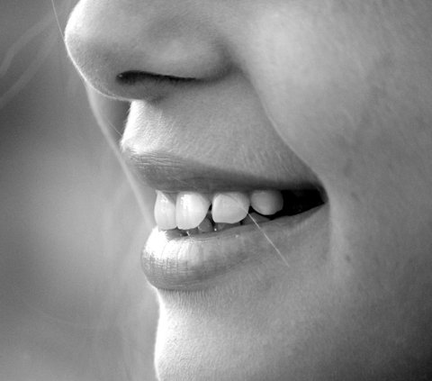 The Meaning of Dreaming of Lower Front Teeth Falling Out, Allegedly Identical to Bad Signs