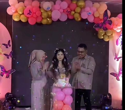 Viral Momen Ulang Tahun Sweet Seventeen di Rembang, Gelar Pesta Mewah hingga Kado Mobil