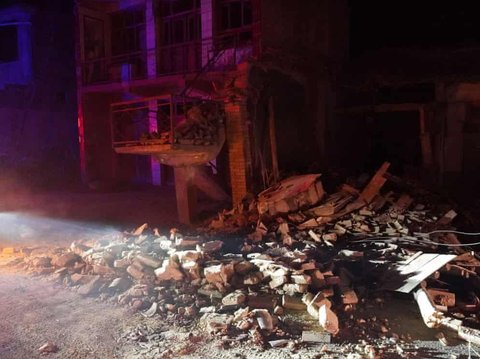 China Shaken by Midnight Earthquake, Over 100 People Killed