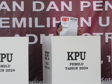 Jokowi Pastikan Ada Proses Hukum soal PPATK Temukan Transaksi Janggal Bendahara Parpol Jelang Pemilu