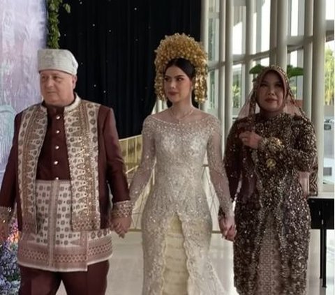 Sosok Asyifa Dewi, Wanita Cantik Berwajah Bule yang Baru Dinikahi Putra Wakapolri Komjen Agus