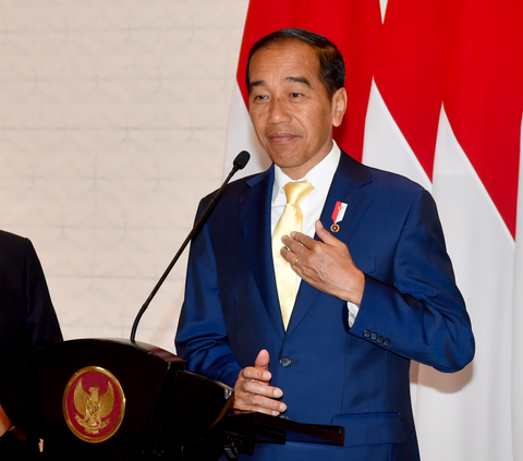 Jokowi Enggan Komentari Pencopotan Firli Bahuri dari Ketua KPK