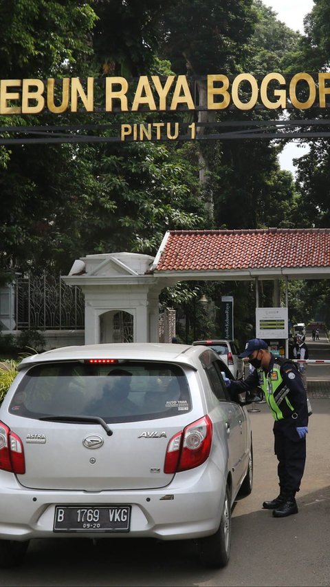 1. Kebun Raya Bogor