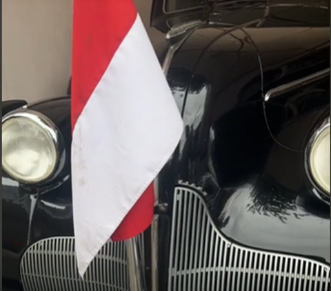 Potret Mobil Kenegaraan Soekarno, Mewah di Zamannya & Saksi Peristiwa Bersejarah