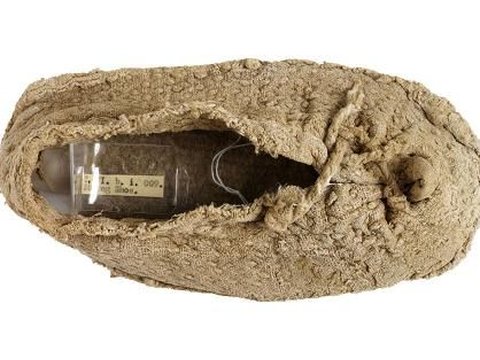 Sejarah Sepatu dari Zaman Batu hingga Era Modern, Ada yang Terbuat dari Jerami