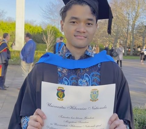 Intip Momen Wisuda Beryl, Anak Nini Carlina yang Baru Lulus S-2 di Irlandia