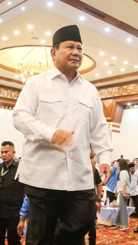 <br>Prabowo Tegaskan Sistem Ekonomi Harus Menganut Kerakyatan, Berdayakan UMKM dan Koperasi