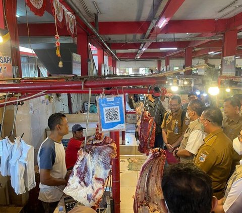 Jelang Hari Natal, Satgas Pangan Jabar Sidak Tiga Pasar di Bandung Raya