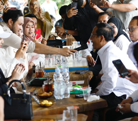 Mahfud kemudian diagendakan menghadiri halaqah Kebangsaan di Ponpes Lukmaniyah Trenggalek, pada pukul 10.00-12.00 WIB. Setelah itu, silaturrahim di Ponpes Tambak Beras Jombang, pada pukul 13.00- 14.00 WIB.<br>